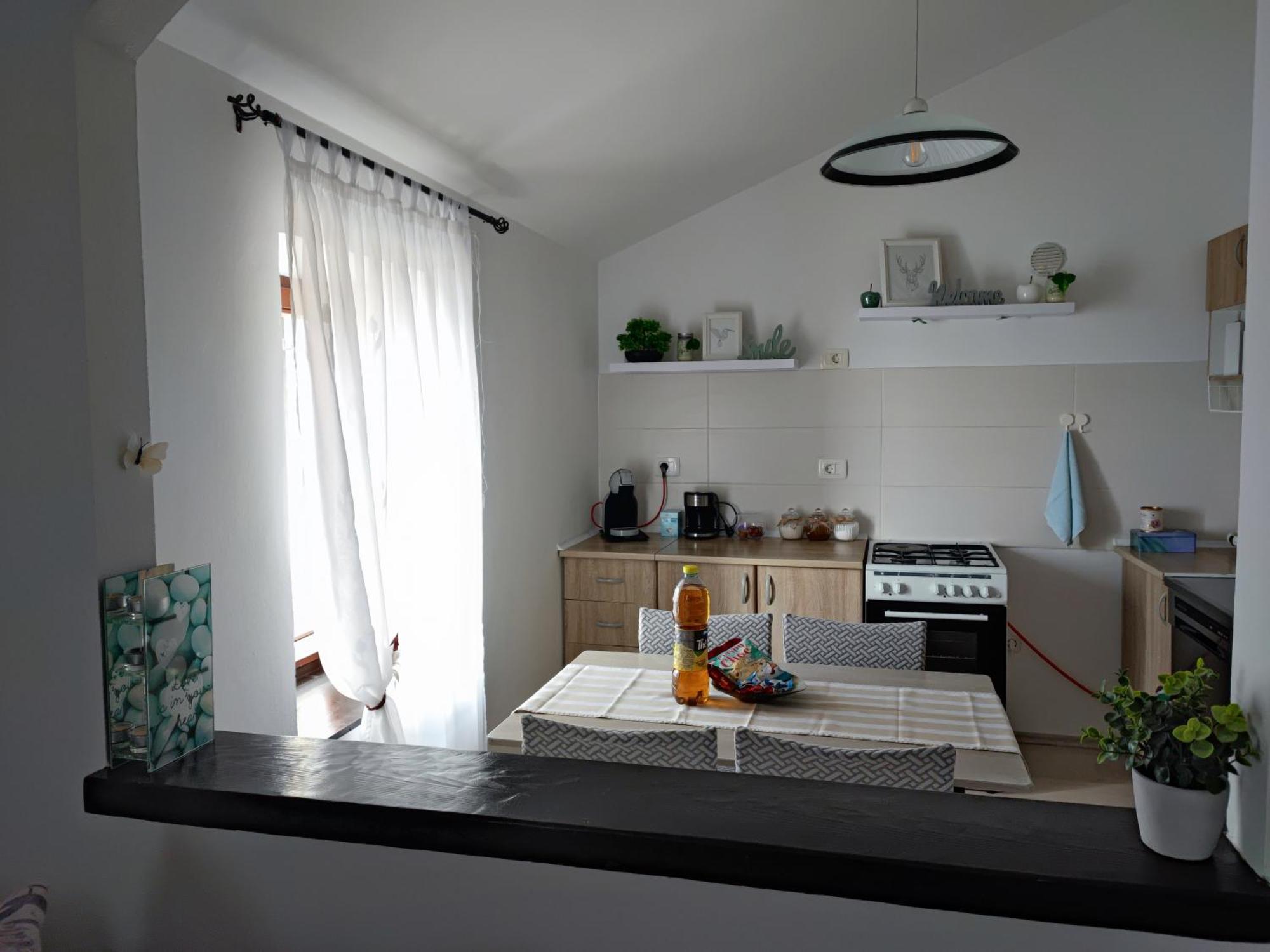 Apartment Nika Umag Buitenkant foto