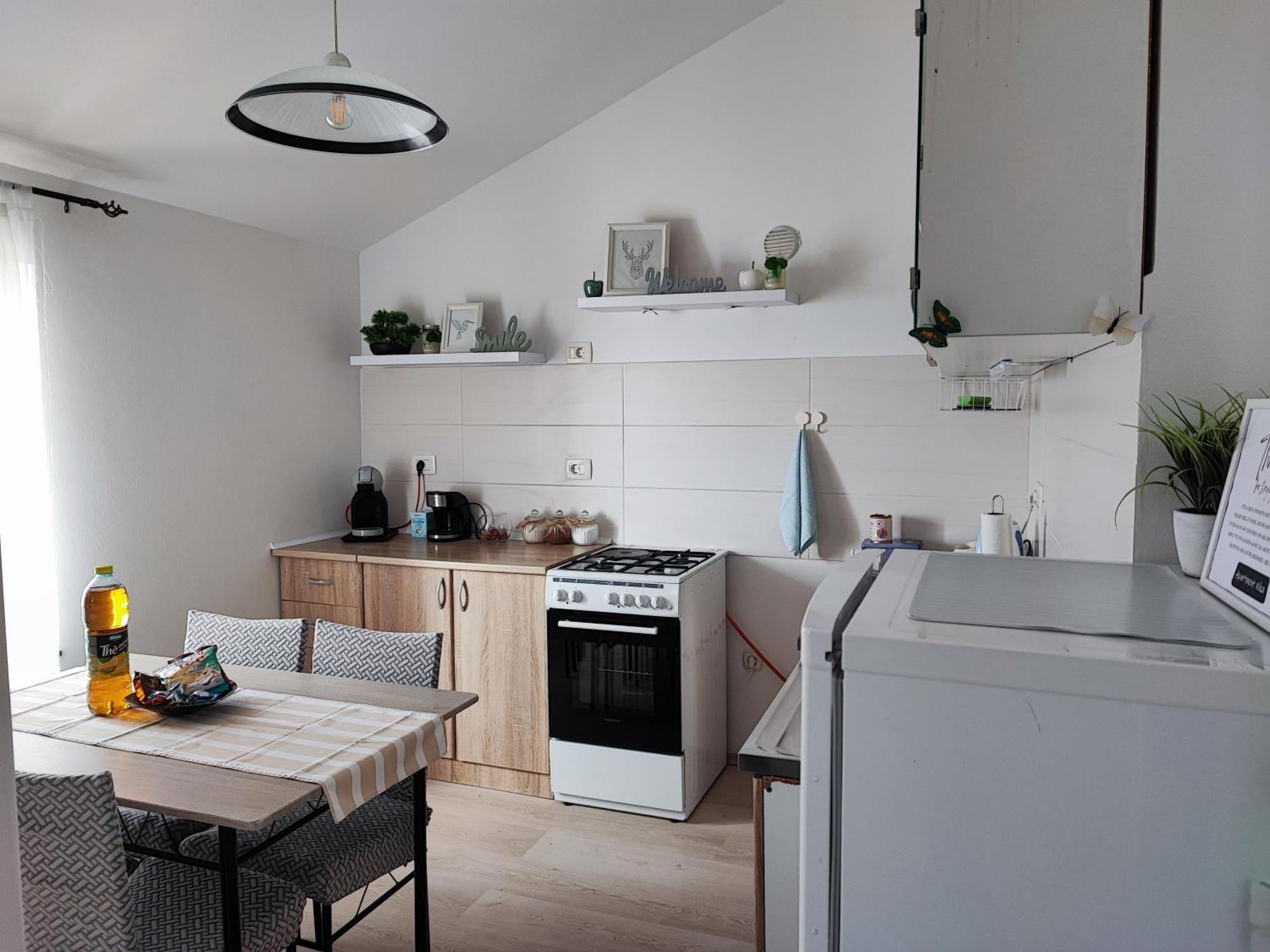 Apartment Nika Umag Buitenkant foto
