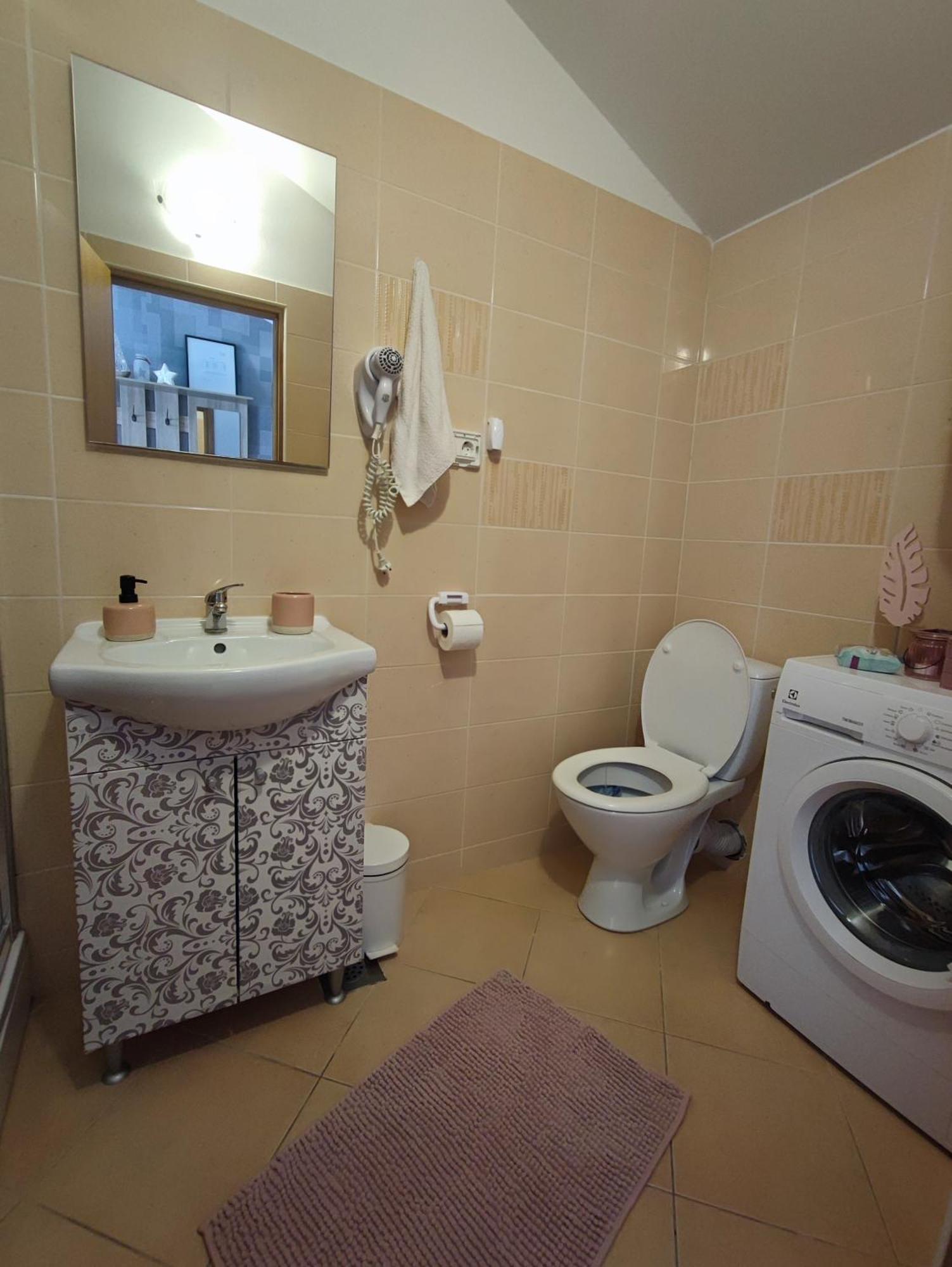 Apartment Nika Umag Buitenkant foto